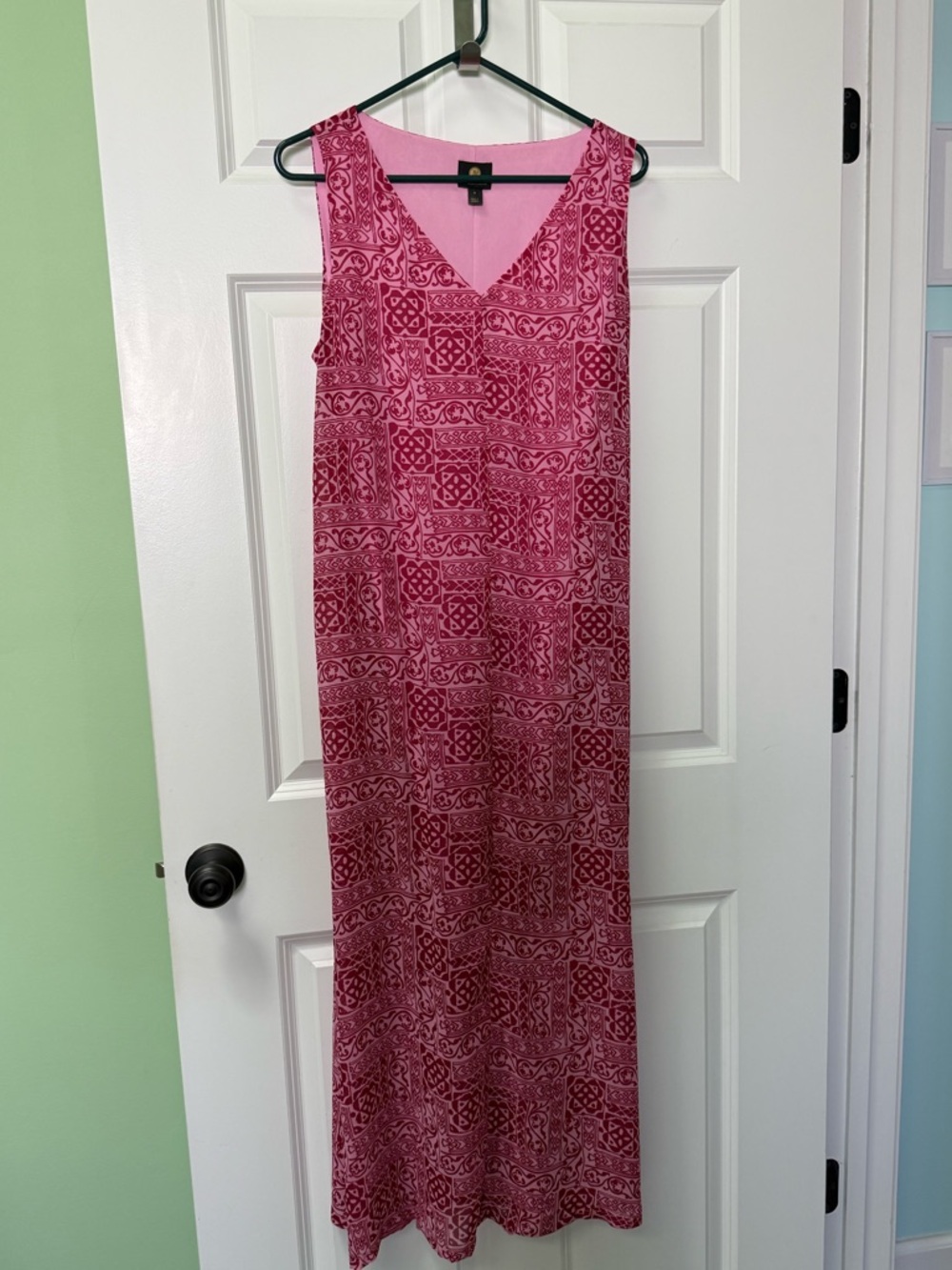 Pink Batik Printed V-Neck Sleeveless Maxi Dress